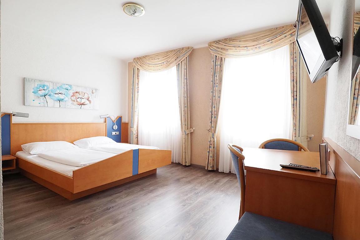 Hotel Europa Rüsselsheim Buitenkant foto