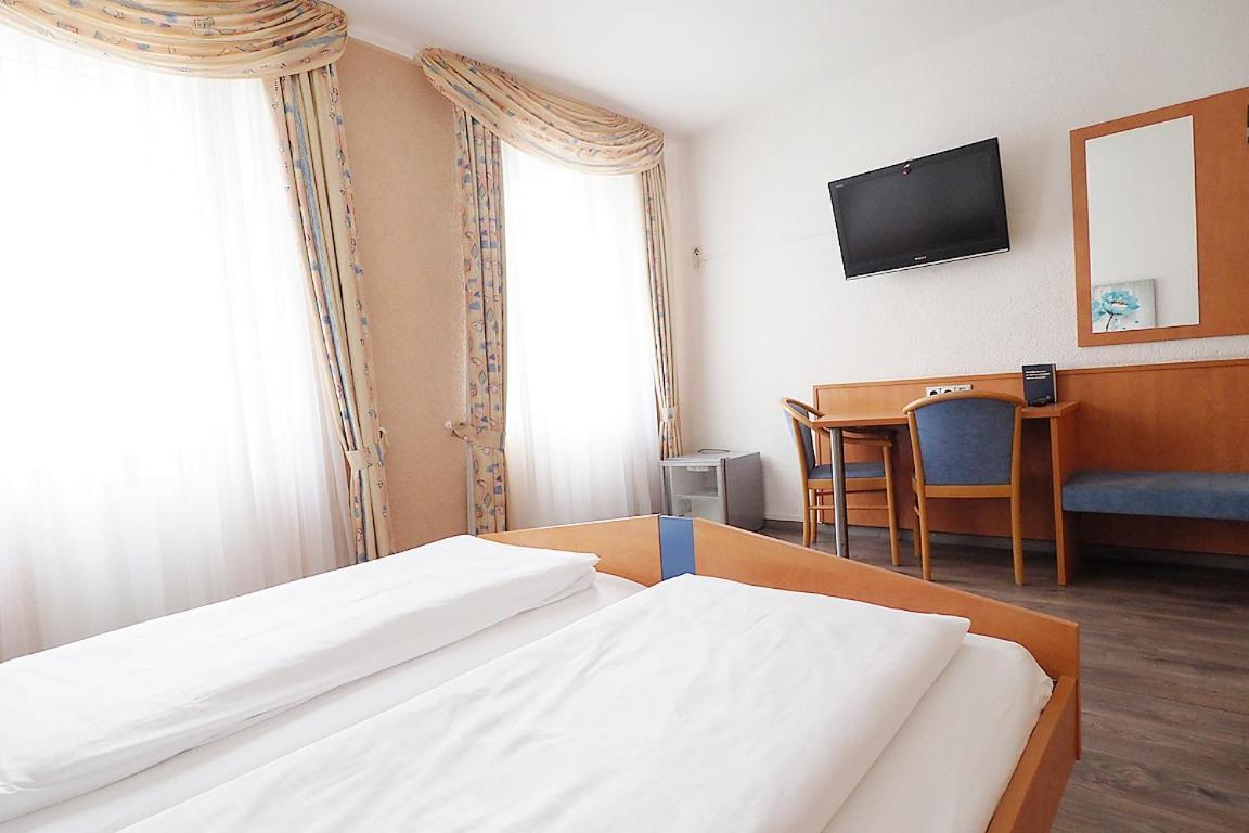 Hotel Europa Rüsselsheim Buitenkant foto