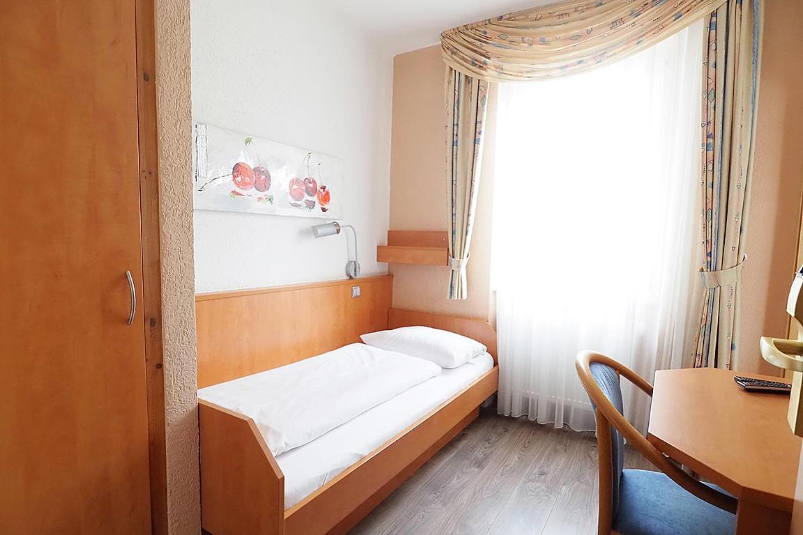 Hotel Europa Rüsselsheim Buitenkant foto